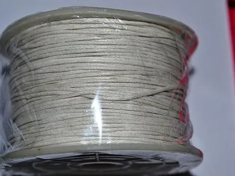 Шнур в бабині