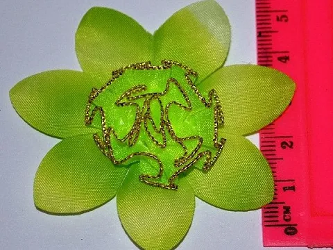 Цветок из органзы