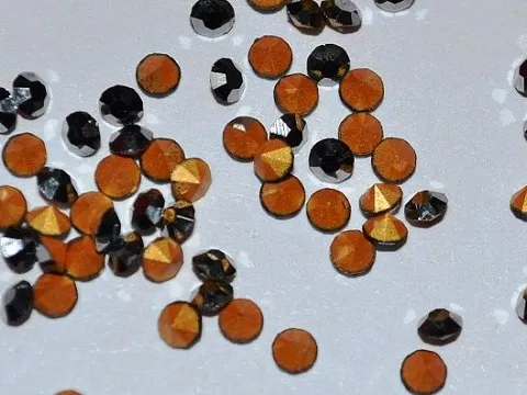 Конусні стрази сс10