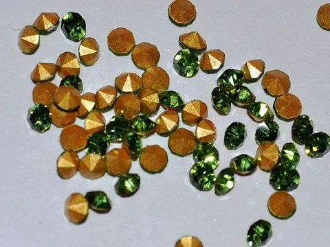 Конусні стрази сс10