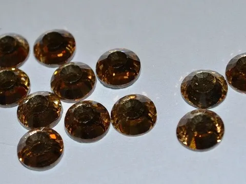 Стразы клеевые