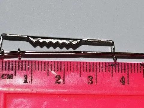 Заколка-невидимка