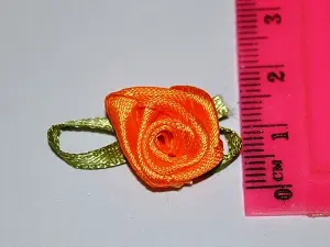 Атласна трояндочка