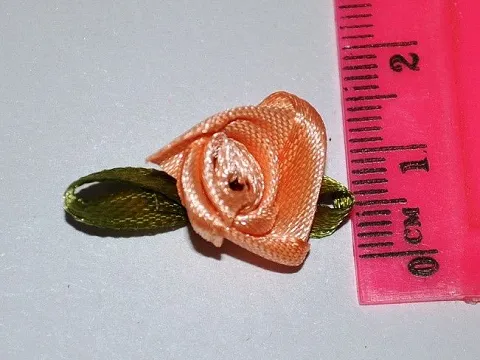 Атласна трояндочка