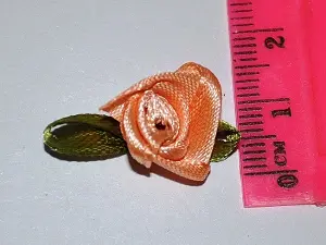 Атласна трояндочка