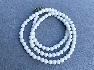 Агат-білий, пресований-4мм