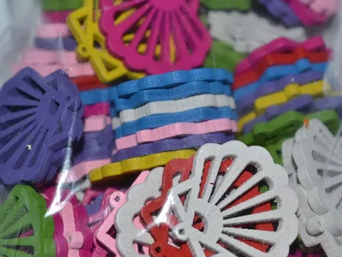 Підвіски дерев'яні