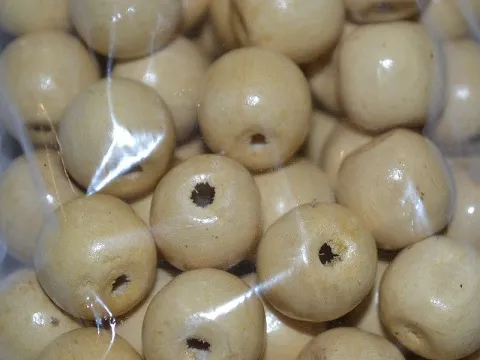 Бусы деревянные