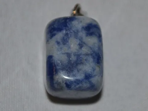 Подвеска каменная