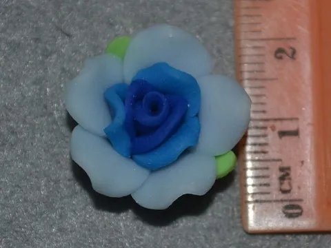 Троянда фімо