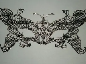 маска мереживна