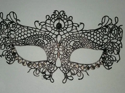 маска мереживна