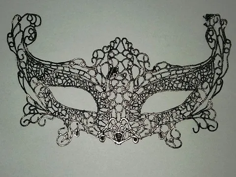 маска мереживна