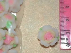 Троянда фімо