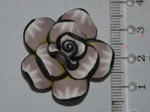 Троянда фімо