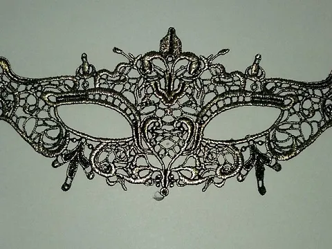 маска мереживна