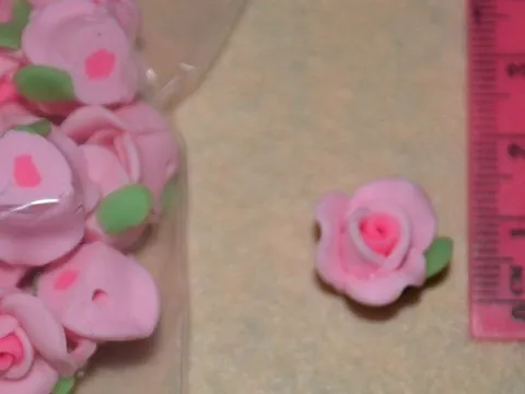 Троянда фімо