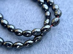 Гематит Рис