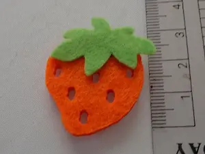 Аплікація-ягода
