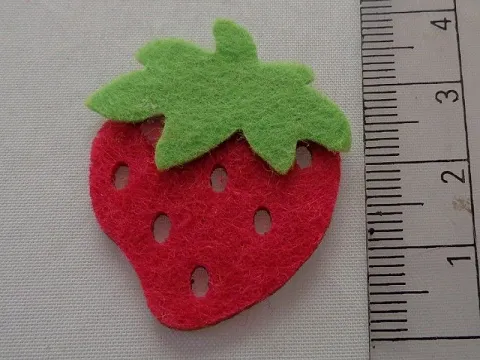 Аплікація-ягода