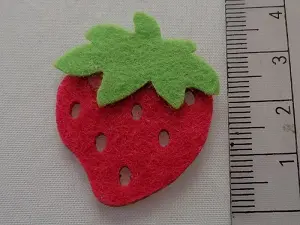 Аплікація-ягода