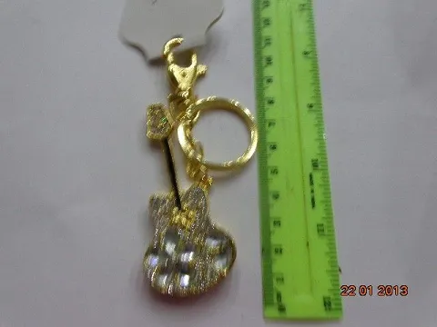 Брелок зі стразами