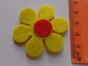 Аплікація-квітка