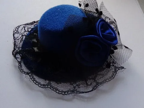 Шляпка с заколкой