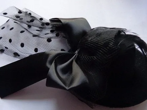 Шляпка с заколкой