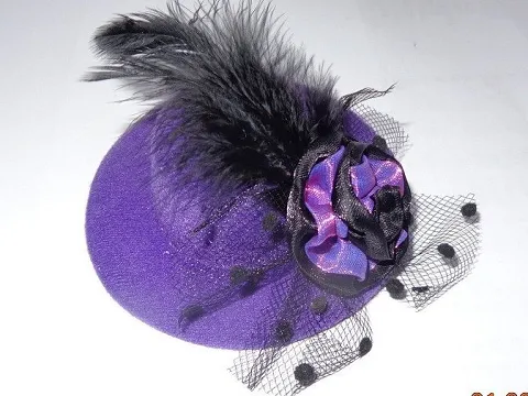 Капелюшок з шпилькою