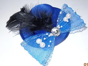 Капелюшок з шпилькою