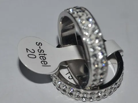 Кільце на палець