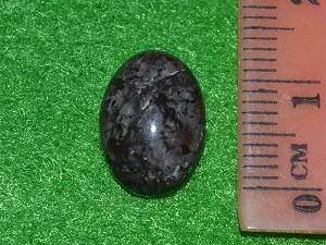 Кабошон яшма