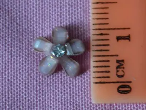 Кабошон квіточку