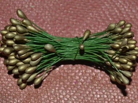 Тичинки на дроті