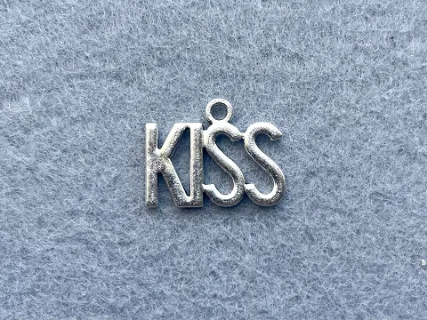 Підвіска Поцілунок -10шт