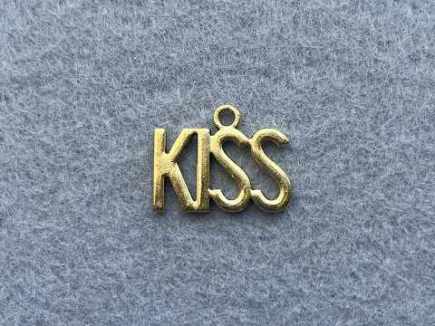 Підвіска Поцілунок -10шт