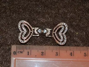 Застібка родованим