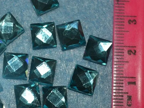 Стрази клейові