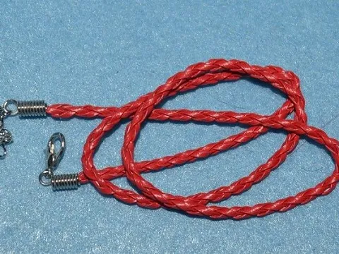 Шнурочек укр