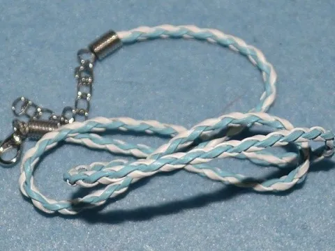 Шнурочек укр