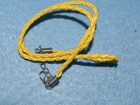 Шнурочек укр