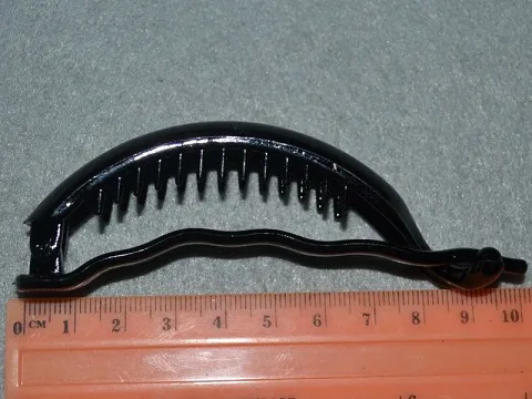 Заколка-банан