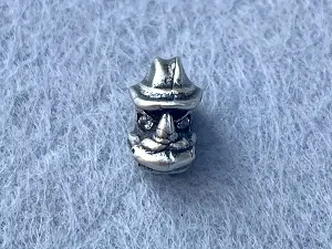 Намистина Носоріг