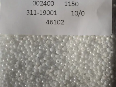 Бісер Preciosa 46102