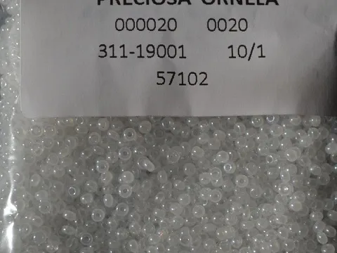 Бісер Preciosa 57102