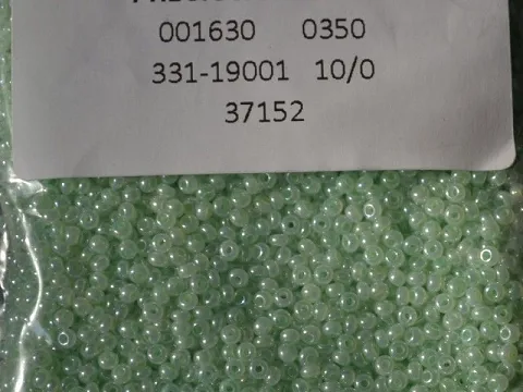 Бисер Preciosa 37152