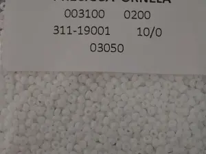 Бісер Preciosa 03050