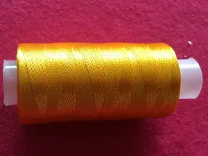 бісерна нитка