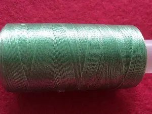 бісерна нитка